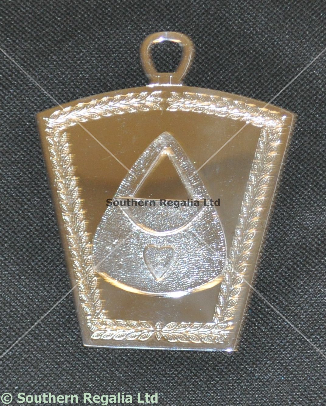 Mark Lodge Officers Collar Jewel - Almoner - Click Image to Close